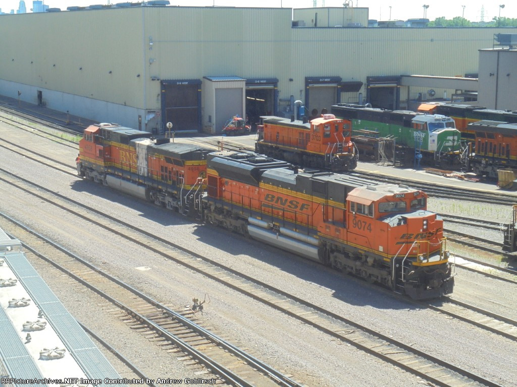 BNSF 9074, 4958, 3703 + 1428